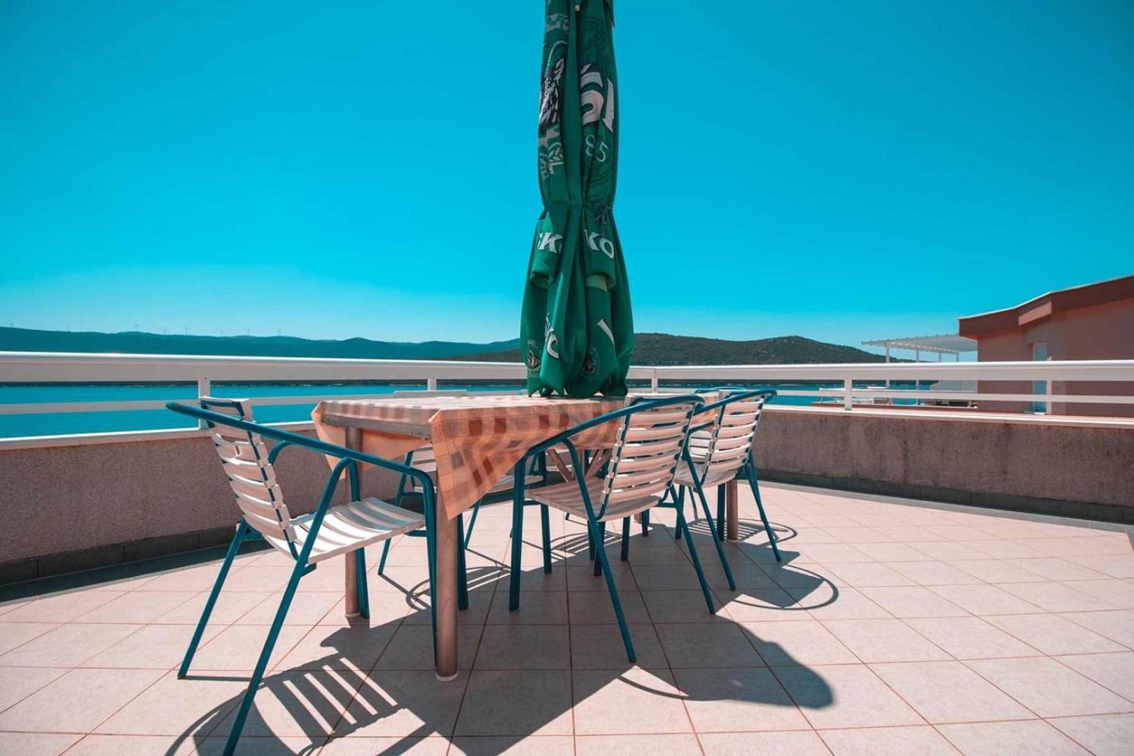 Villa Raguz Sa Privatnom Plazom I Garazom Neum Exterior photo